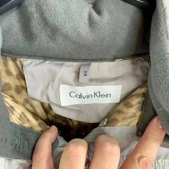 NWT CALVIN KLEIN Gray Puffer Coat - Picture 4 of 6